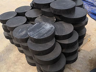 高陵区板式橡胶支座由若干层橡胶片与薄钢板经加压硫化
